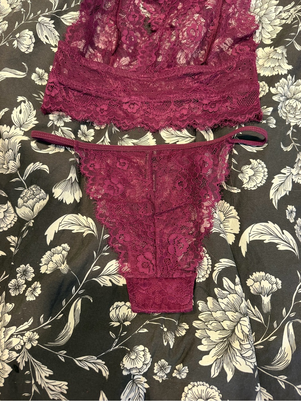 Popsi Lingerie Raspberry Lace Bra Set - Picture 3 of 6